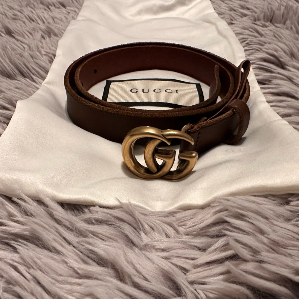 Gucci double G thin leather belt
